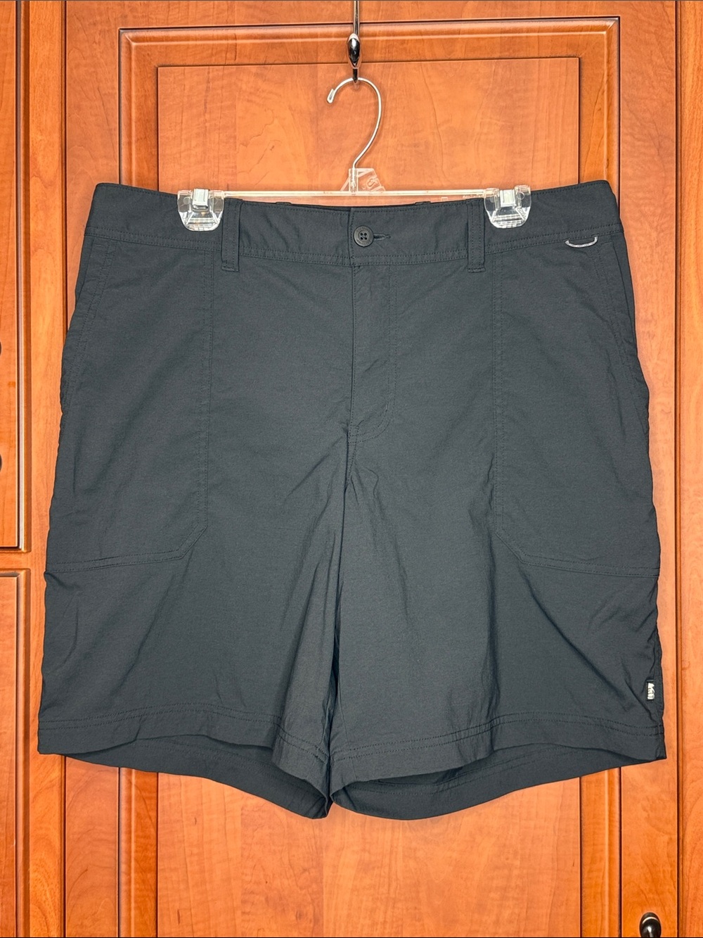 Women’s REI Coop Black Performance Cargo Shorts, Size: 18W
